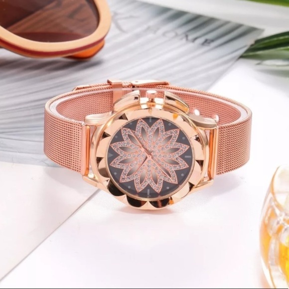 5 ⭐️ RATED RHINESTONE WATCH - Picture 5 of 8